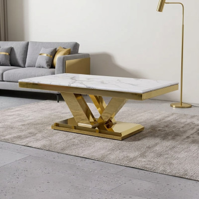Tavolino design 130x70 in metallo per il soggiorno di lusso.