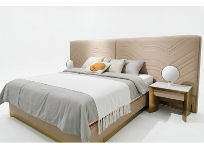 Elegante letto matrimoniale lussuoso letto da camera elegante.
