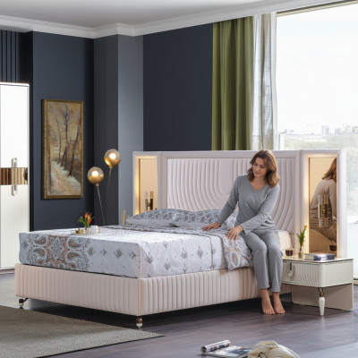 Set da camera da letto di lusso Letto + 2 comodini in legno Moderno completo