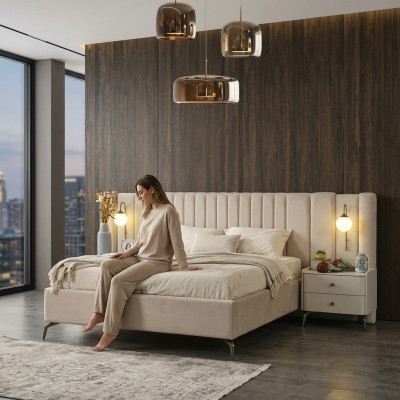 Set di mobili imbottiti per camera da letto bianca con letto matrimoniale elegante e 2 comodini