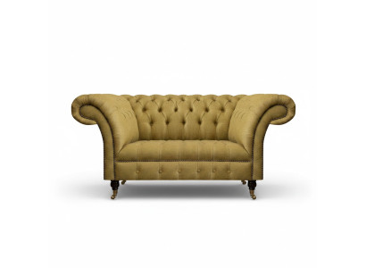 Giallo divano Chesterfield a due posti per il soggiorno in tessuto di lusso.