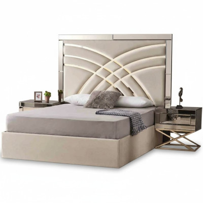 Mobili per la camera da letto beige, letto tessile di lusso in legno, 2 comodini, set da 3 pezzi.