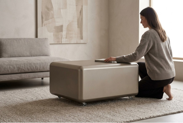 Tavolino da caffè in legno beige dal design moderno