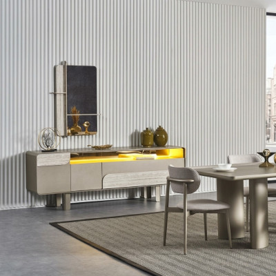 Elegante consolle in legno color beige con specchio dal design elegante