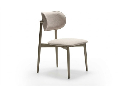 Sedia in tessuto beige dallo stile elegante per soggiorno e sala da pranzo