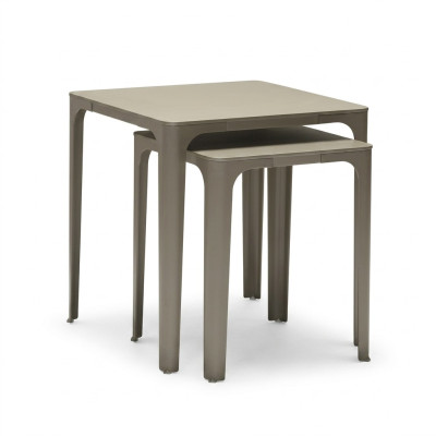 Tavolino in legno beige moderno ed elegante