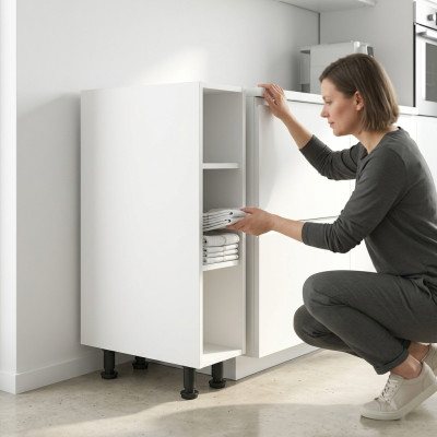 Mobile da cucina stretto con ripiano aperto