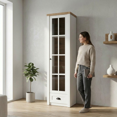 Armadio vetrina in legno bianco stile moderno ed elegante