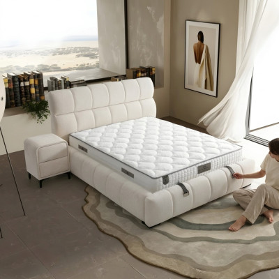 Elegante letto blu con materasso in tessuto e legno