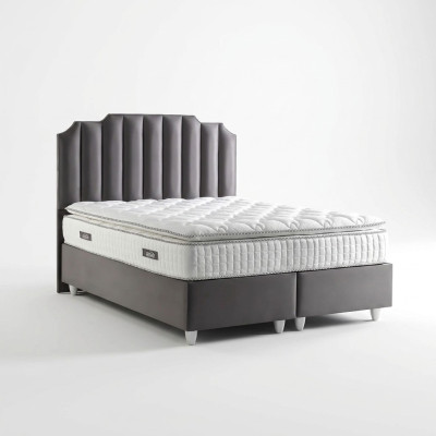 Elegante letto grigio con materasso in tessuto e legno