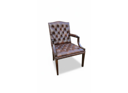 Antico trono Poltrona reale Chesterfield imitazione 1500 Sedia da cavaliere Divano Sofa