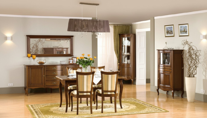 Set da sala da pranzo classico: comò, tavolo, sedie, vetrina; set soggiorno Italiano nuovo.