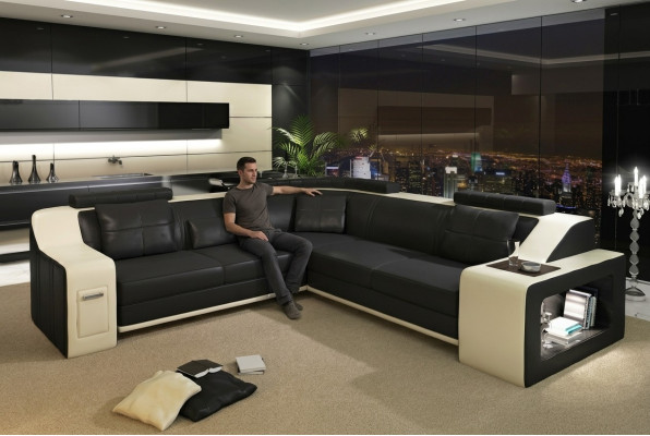 Vivere con stile - Divano in ecopelle a forma di L per il massimo comfort.