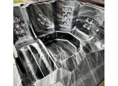 Whirlpool Badefass externer Holzofen Thermoholz Pool für Garten & Entspannung