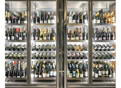 Weinschrank Weinkühlschrank Schaukasten Weinmöbel Schrankvitrine