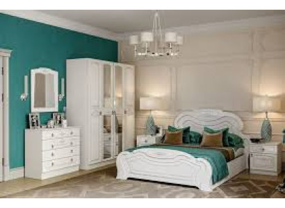 Weiße Schlafzimmer Garnitur Designer Holzbett Kleiderschrank Tische