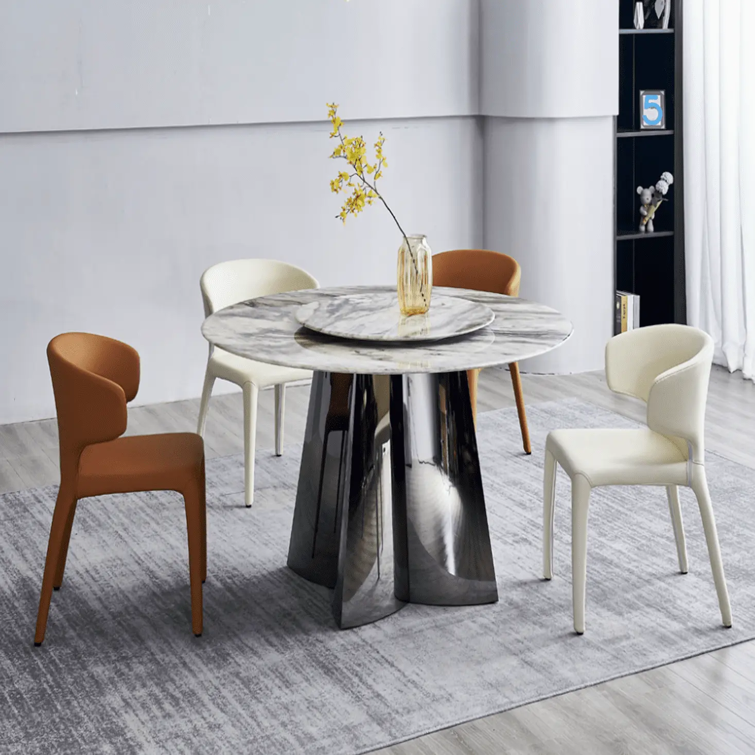 Elegante piano del tavolo in legno